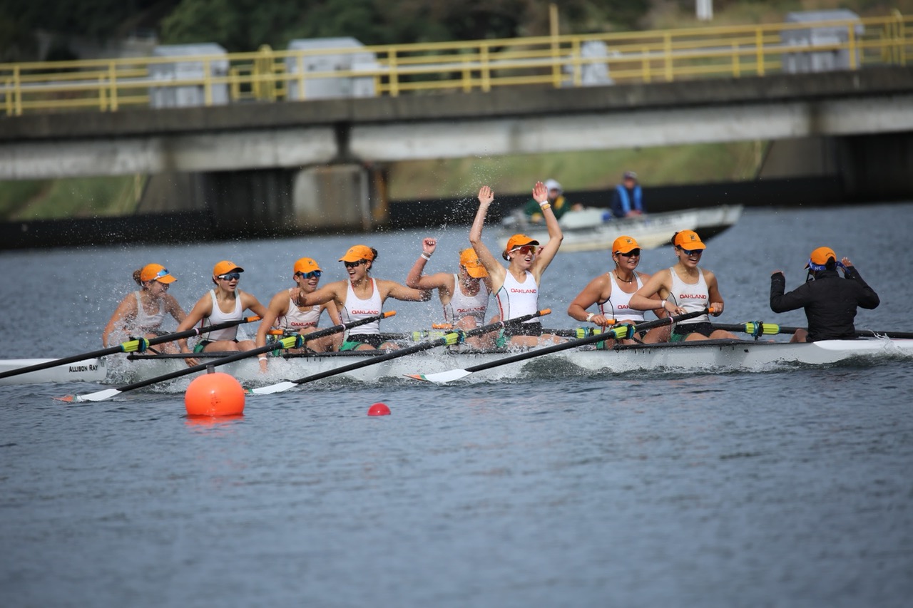 Women's Varsity 8+ gold-medal winners