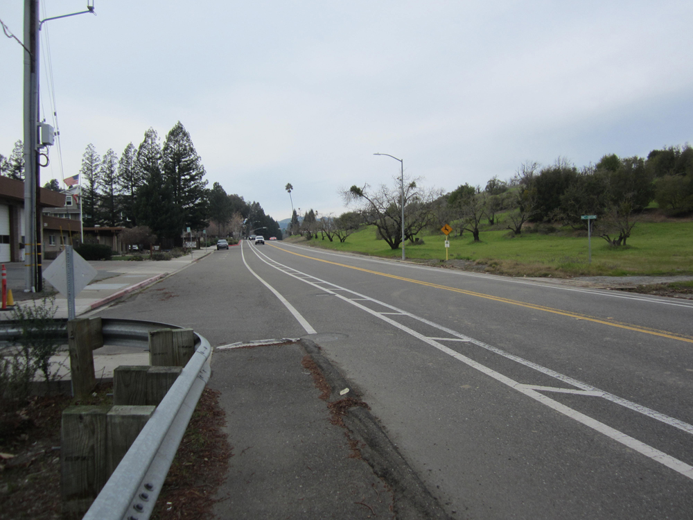 Moraga Way heading toward Orinda (in front of MOFD Station 41, near School Street) 