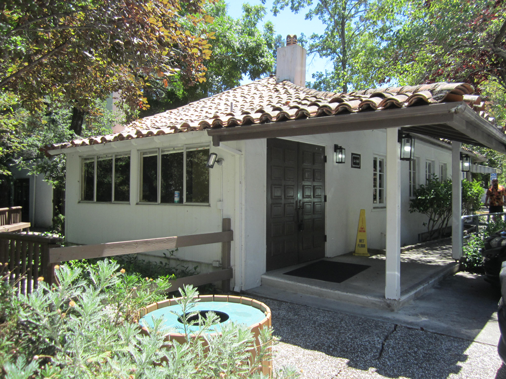 La Sala building at Hacienda de las Flores